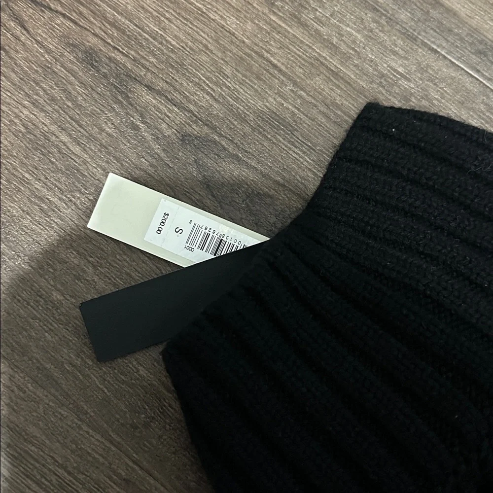 NWT! Banana Republic Black Chubut Cable Knit Sweater - Size Small 🤎